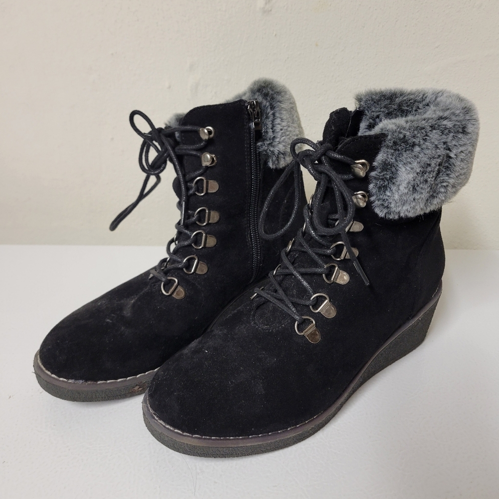 Women's Boutique By Corky Fox Bay Black Suede Wedge Ankle Boots Size 7